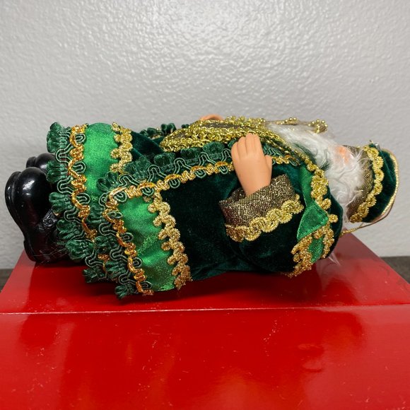 Home for the Holidays Visions of Santa Claus in Green Ornament 8" Christmas NWT - Picture 11 of 11